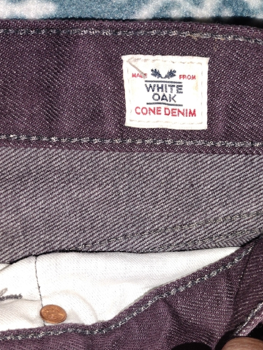 Levi's Men's Jeans in Plum - Picture 4 of 6
